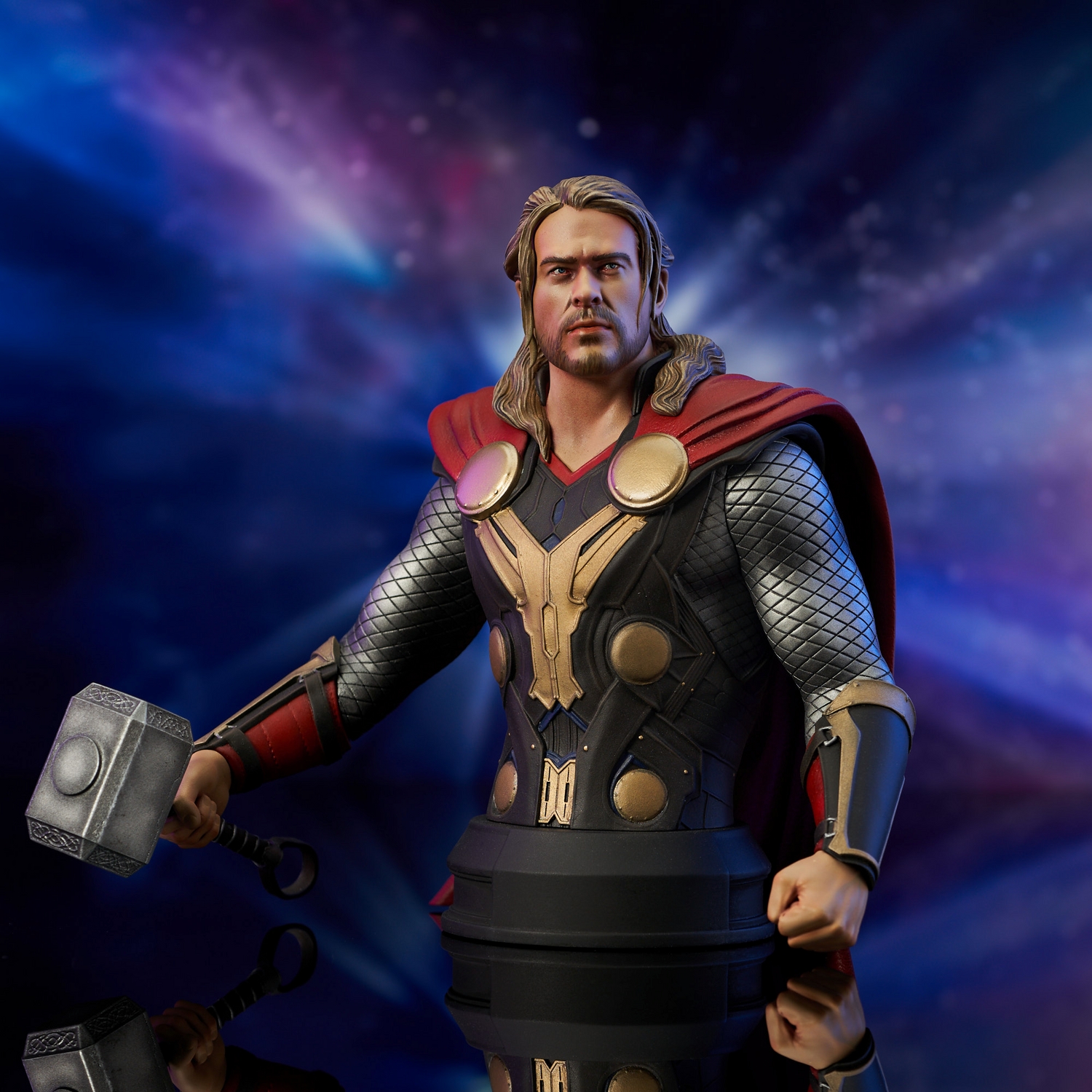 Marvel_ThorDarkWorld_Bust_01.jpg