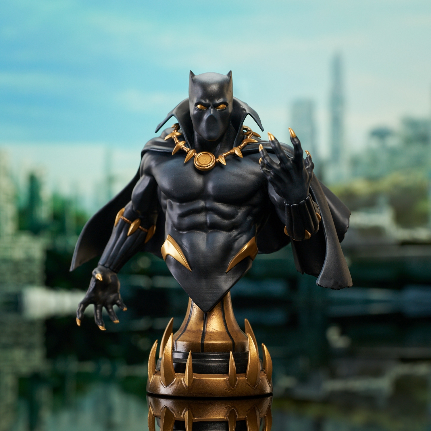 Marvel_BlackPantherComic_Bust_01.jpg