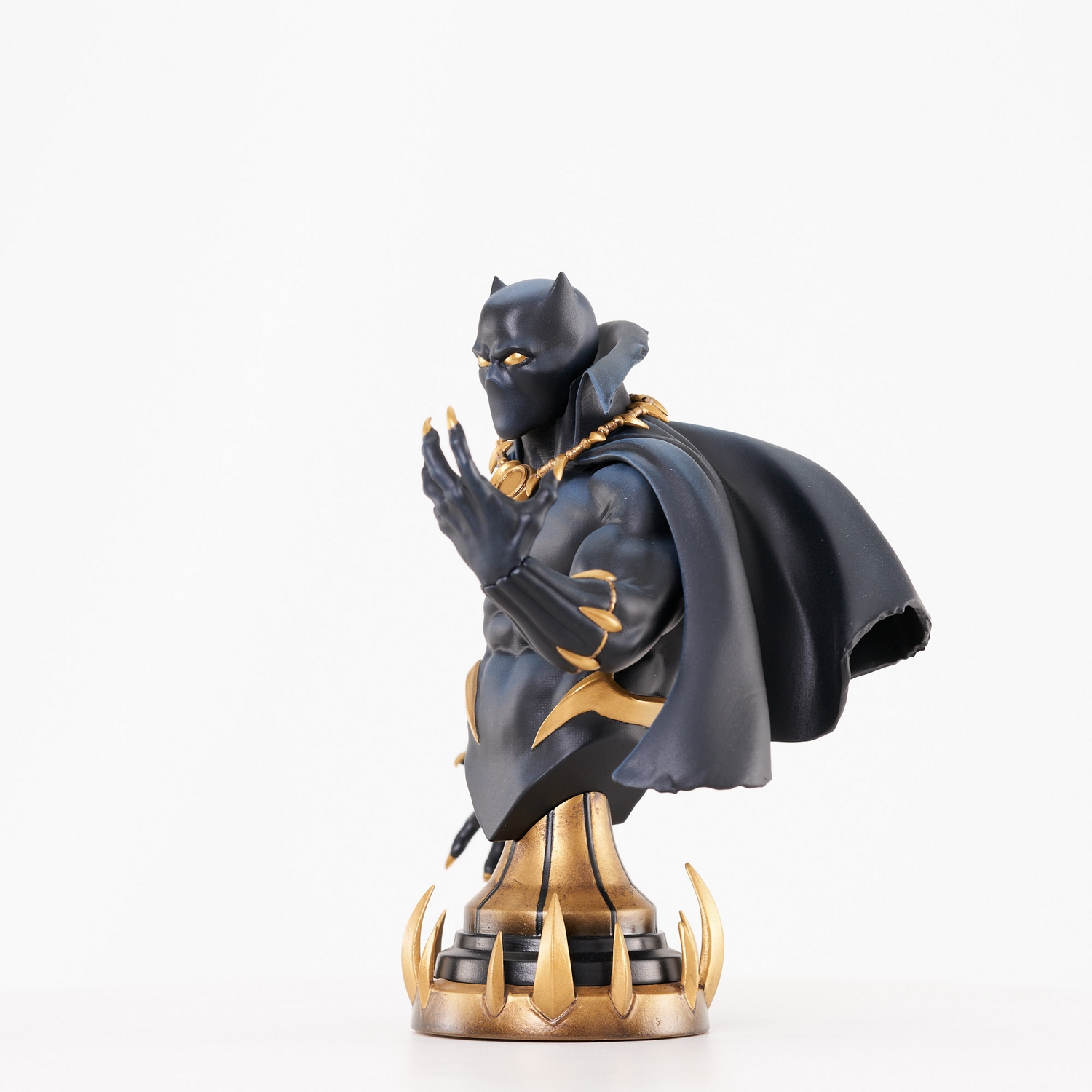 Marvel_BlackPantherComic_Bust_03.jpg