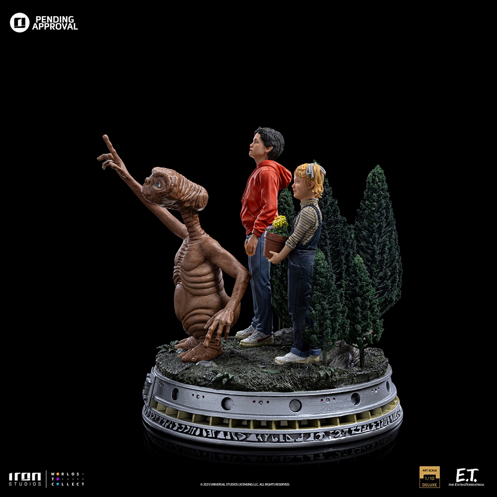 E.T._Elliot_Gertie-IS_04.jpg