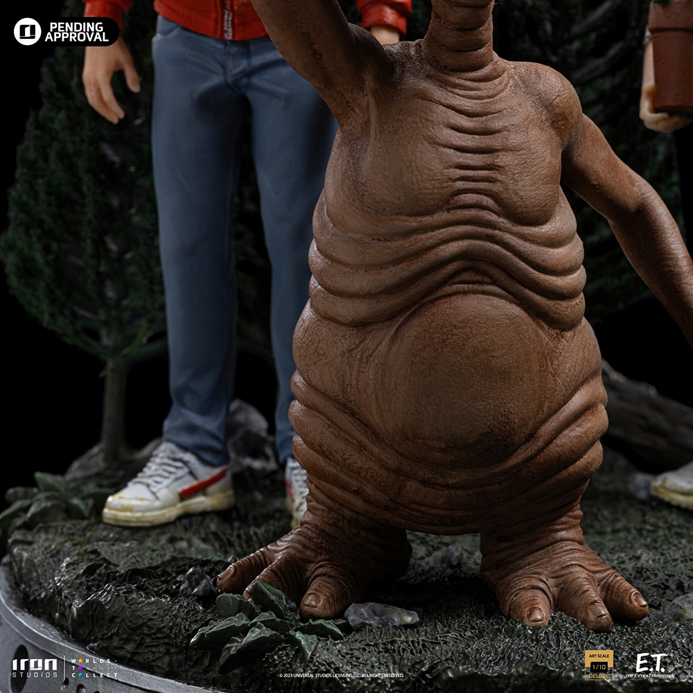 E.T._Elliot_Gertie-IS_07.jpg