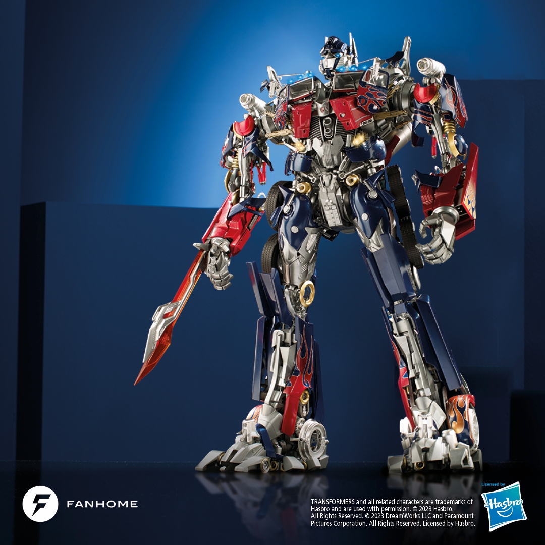 Fanhome Optimus Prime Pic 3.jpg