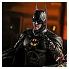 batman-modern-suit_marvel_gallery_646f8d7ee19e6.jpg
