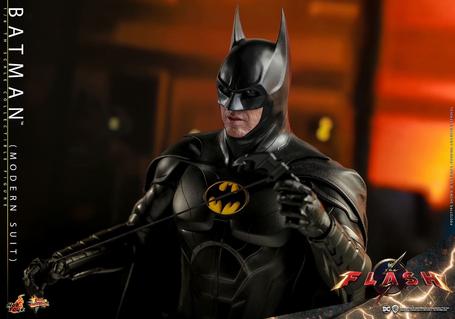 batman-modern-suit_marvel_gallery_646f8d7ee19e6.jpg