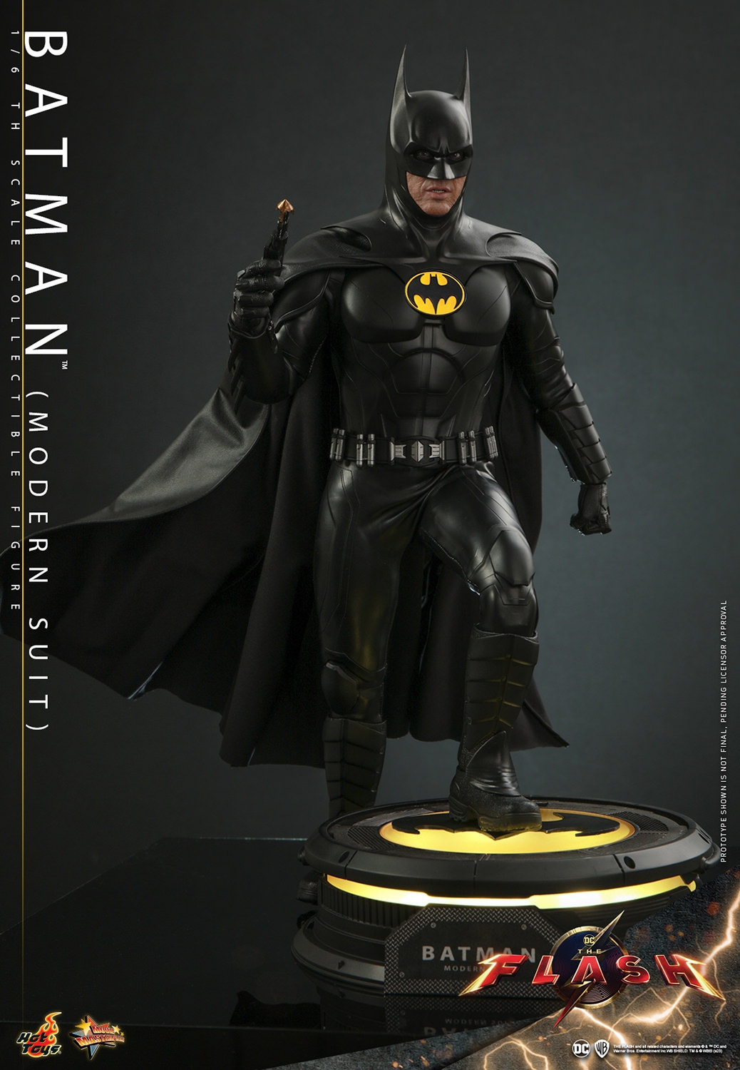 batman-modern-suit_marvel_gallery_646f8d969ee91.jpg