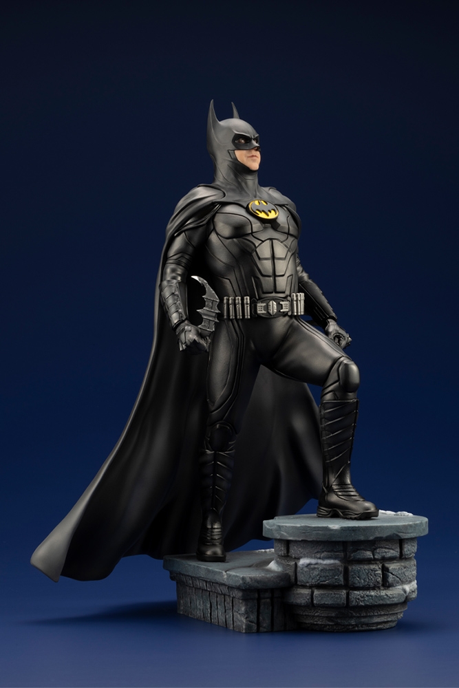SV355_ARTFX_BATMAN_THEFLASH_01.jpg
