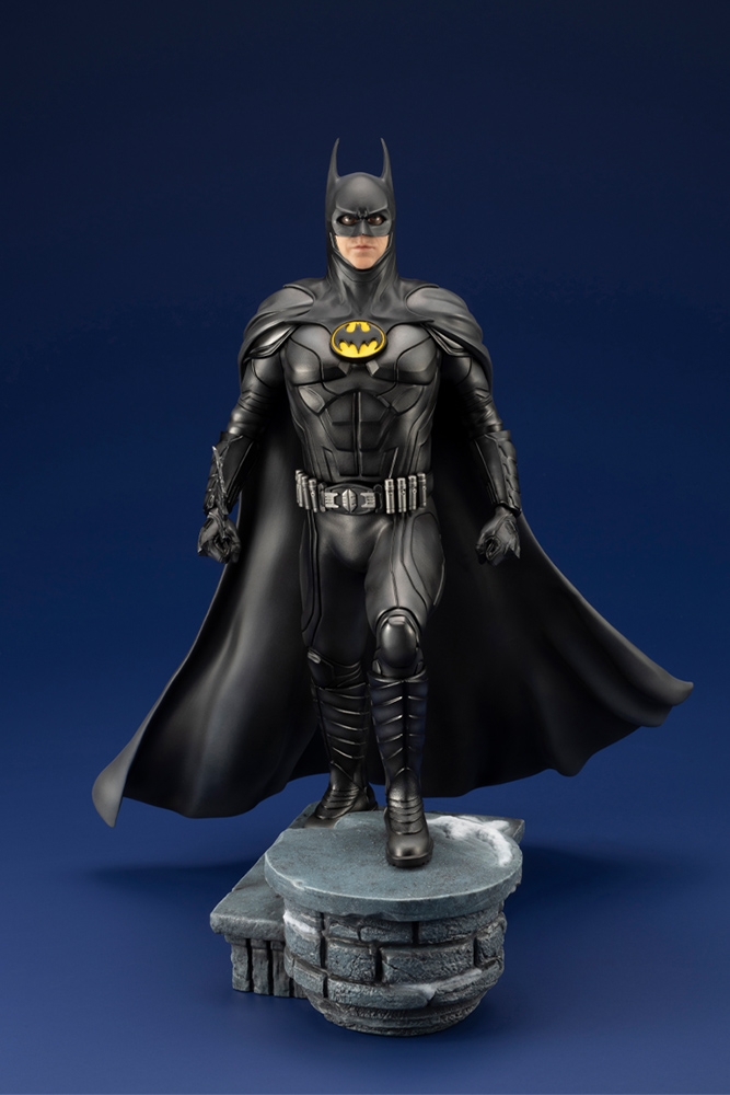 SV355_ARTFX_BATMAN_THEFLASH_02.jpg