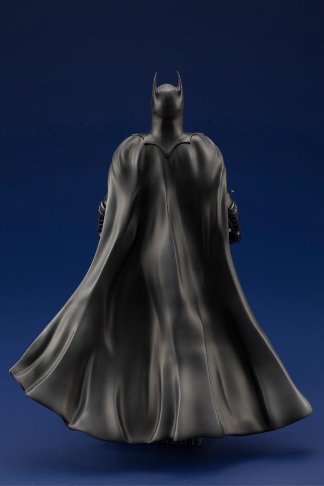 SV355_ARTFX_BATMAN_THEFLASH_06.jpg
