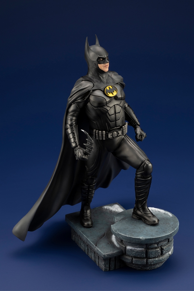 SV355_ARTFX_BATMAN_THEFLASH_09.jpg