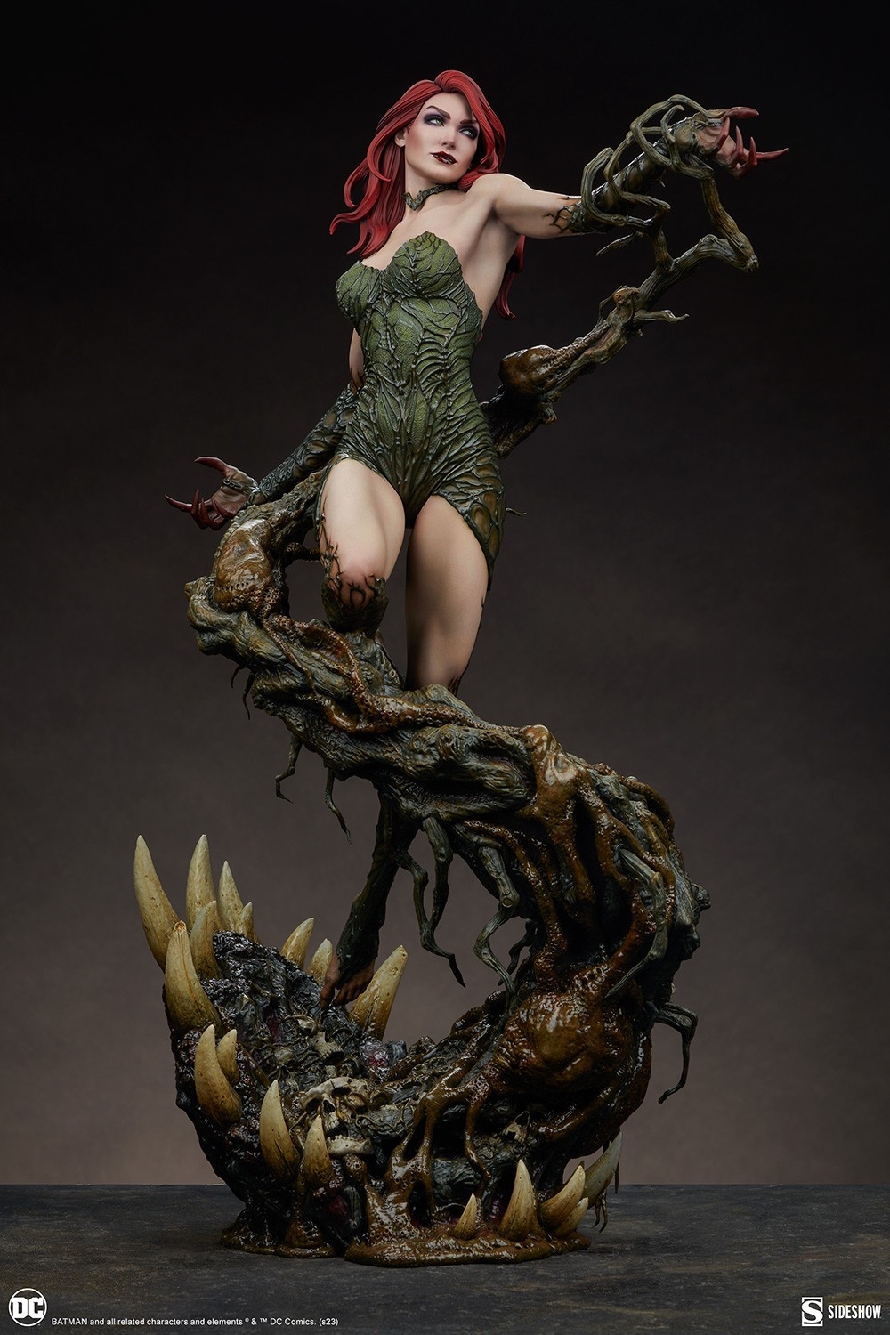 poison-ivy-deadly-nature_dc-comics_gallery_64af207f14192.jpg