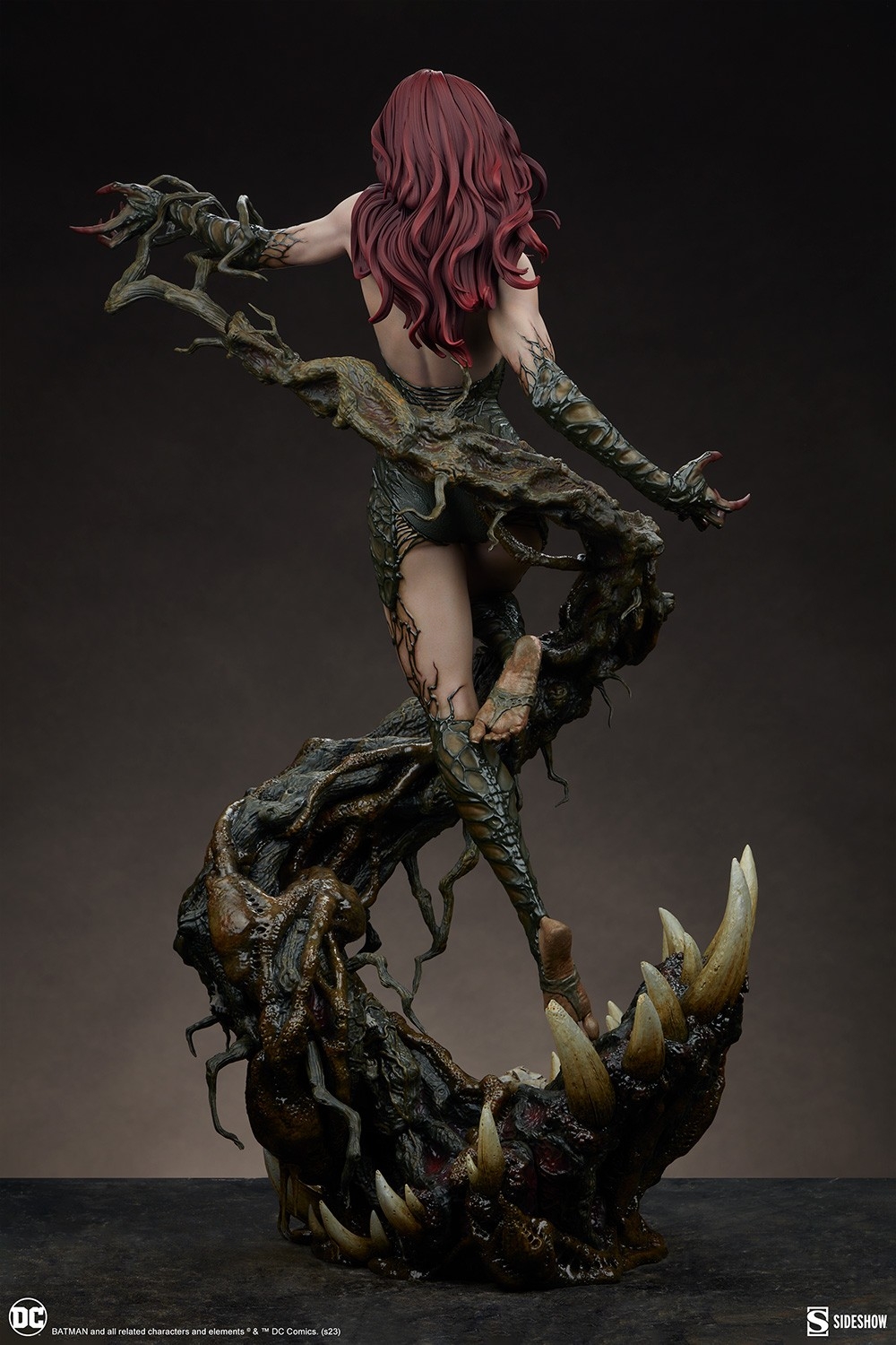 poison-ivy-deadly-nature_dc-comics_gallery_64af207fdfa58.jpg