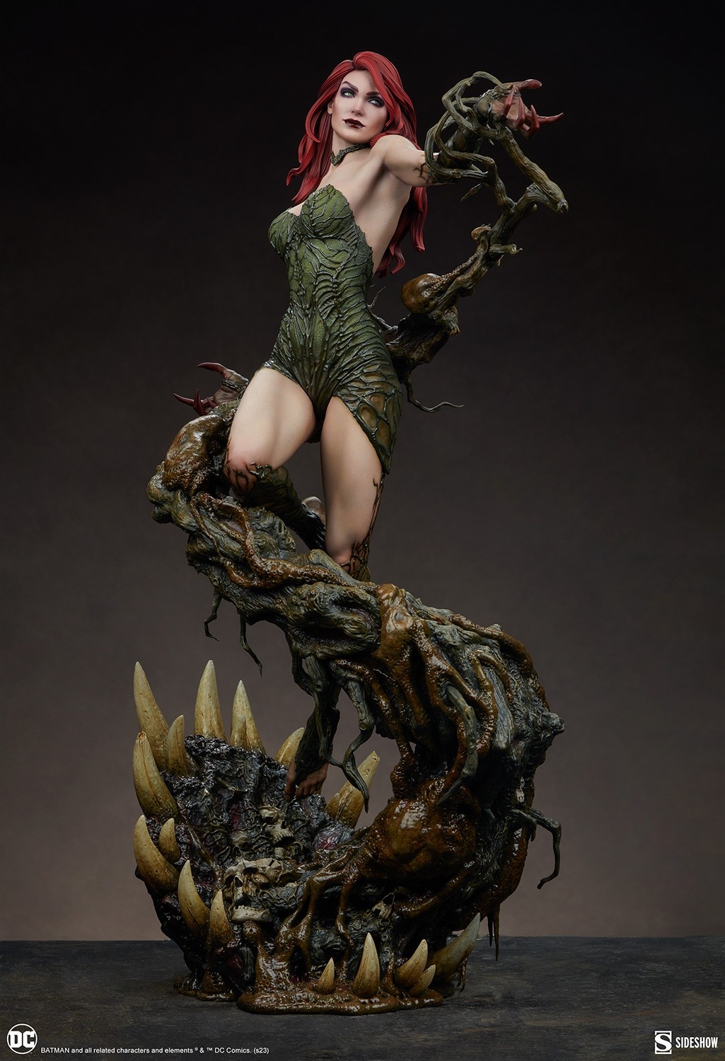 poison-ivy-deadly-nature_dc-comics_gallery_64af2080b4380.jpg