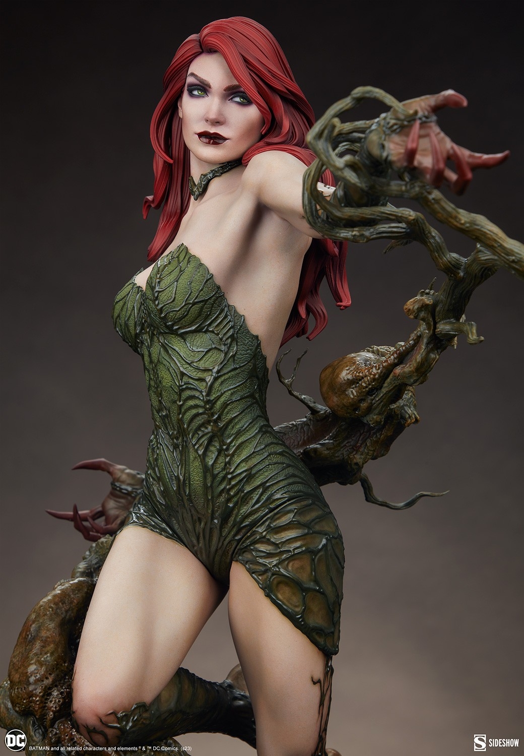poison-ivy-deadly-nature_dc-comics_gallery_64af208132113.jpg