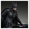 the-batman-premium-format-figure_dc-comics_gallery_63fe58345788a.jpg