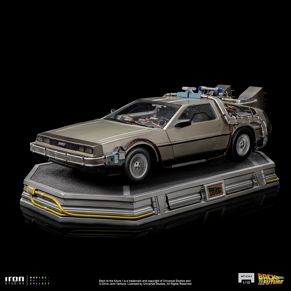 BTTF DeLorean-IS_01.jpg