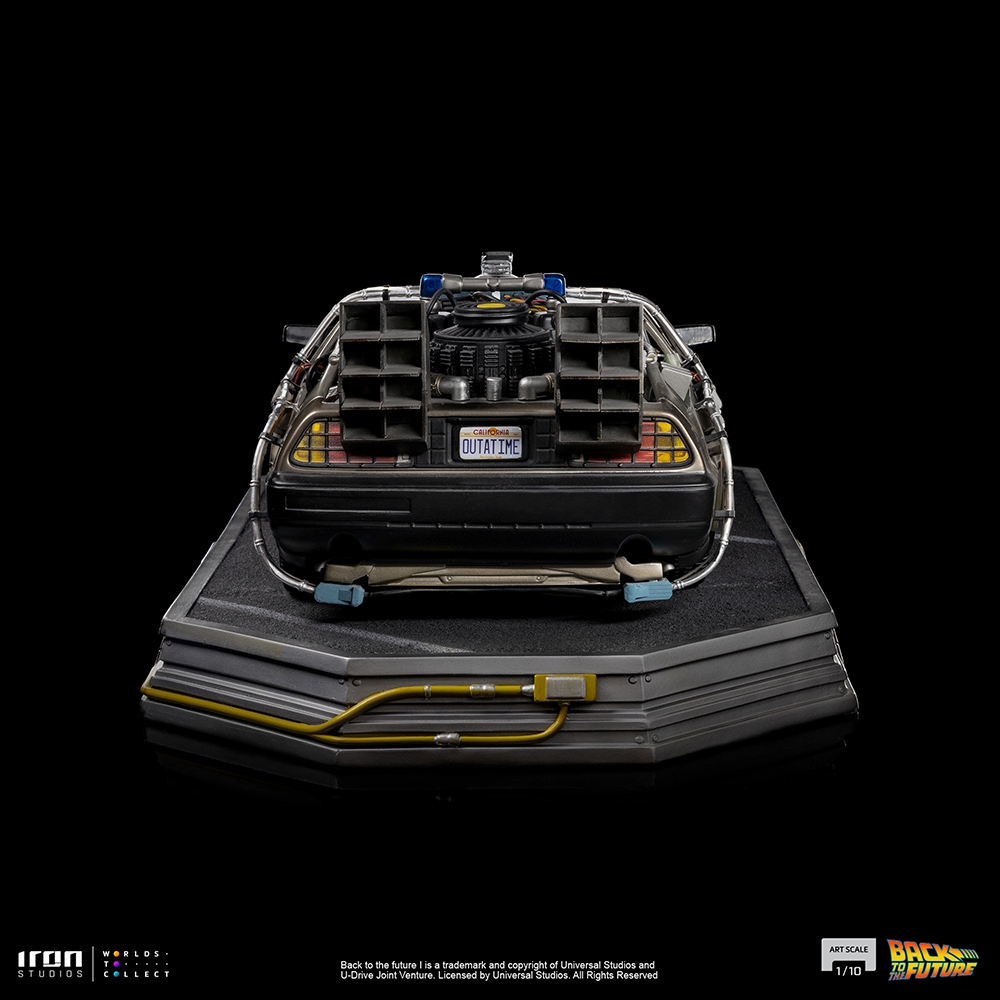 BTTF DeLorean-IS_05.jpg