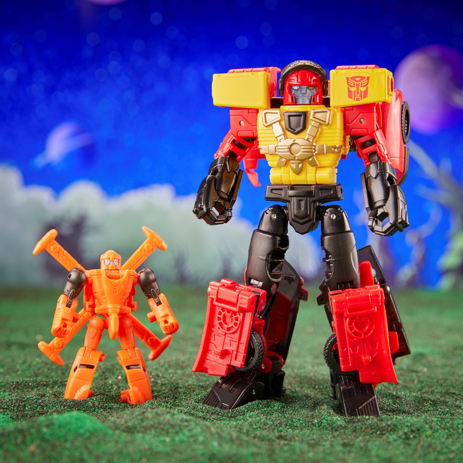 TF Legacy Evolution Armada Universe Powerlinx Hot Shot and Jolt 5.jpg