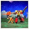 TF Legacy Evolution Armada Universe Powerlinx Hot Shot and Jolt 8.jpg