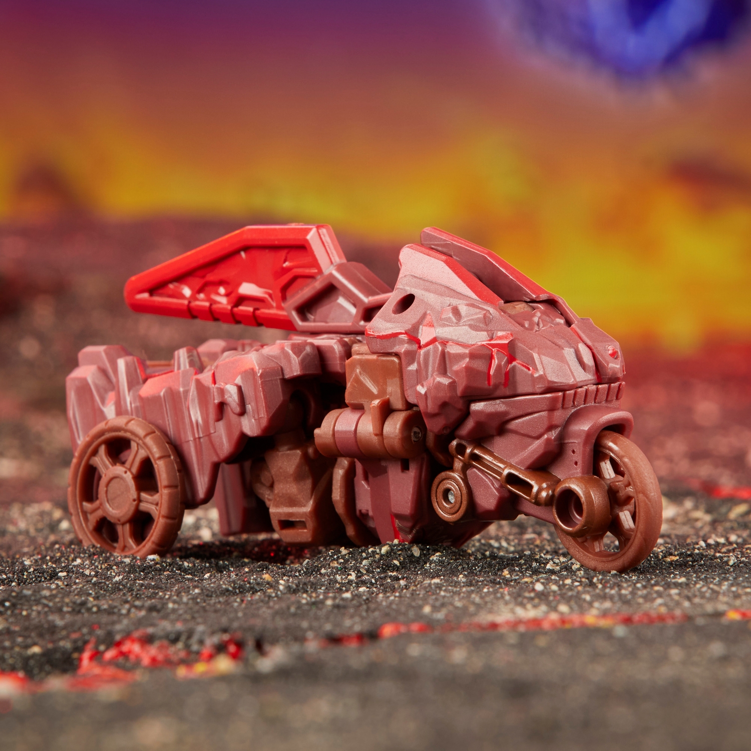 TF Legacy United Core Class Infernac Universe Bouldercrash 11.jpg