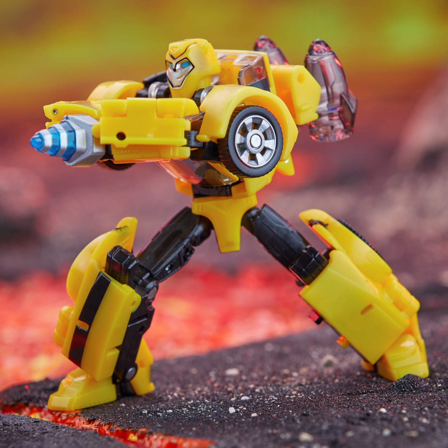 TF Legacy United Deluxe Class Animated Universe Bumblebee 9.jpg