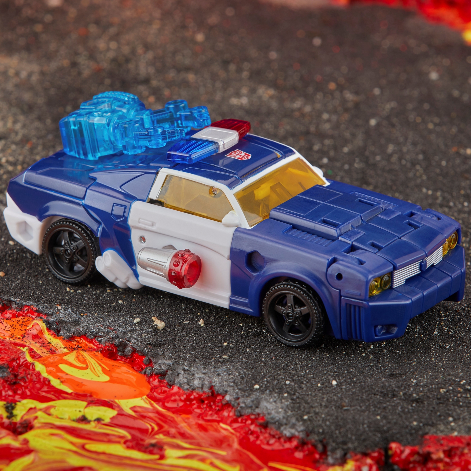 TF Legacy United Deluxe Class Rescue Bots Universe Autobot Chase 13.jpg