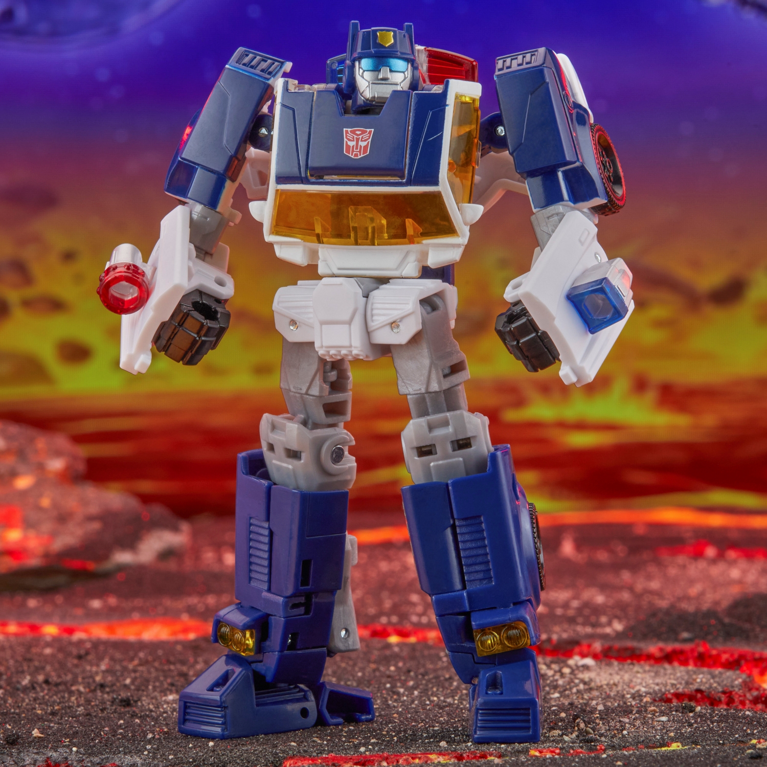TF Legacy United Deluxe Class Rescue Bots Universe Autobot Chase 4.jpg