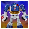 TF Legacy United Deluxe Class Rescue Bots Universe Autobot Chase 8.jpg