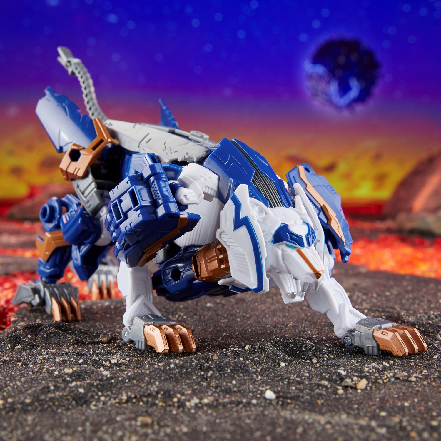 TF Legacy United Voyager Class Prime Universe Thundertron 11.jpg