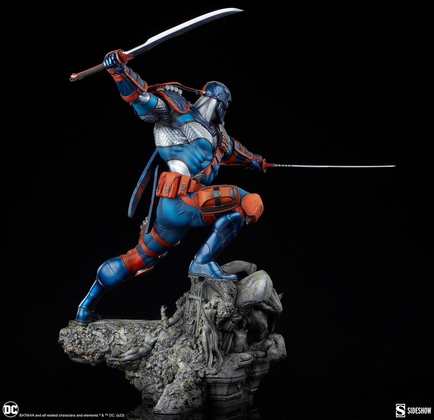 deathstroke-premium-format-figure_dc-comics_gallery_64b069c81ff7c.jpg