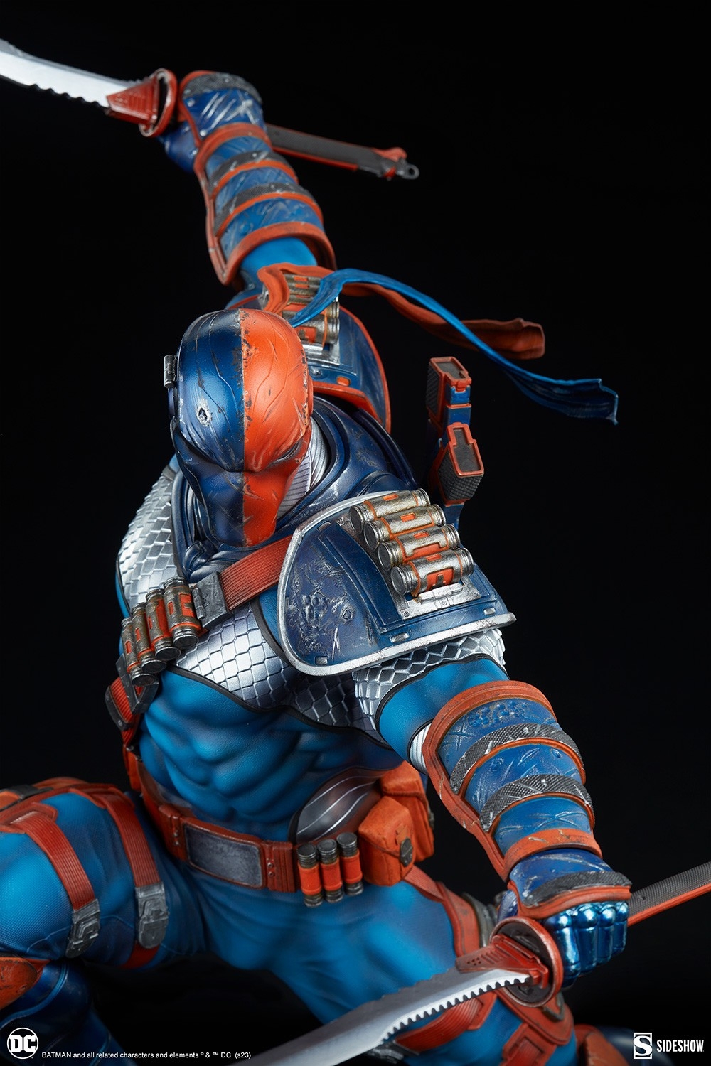 deathstroke-premium-format-figure_dc-comics_gallery_64b069c99fcf7.jpg