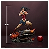 wonder-woman-saving-the-day-premium-format-figure_dc-comics_scale_648bb304c6d90.jpg