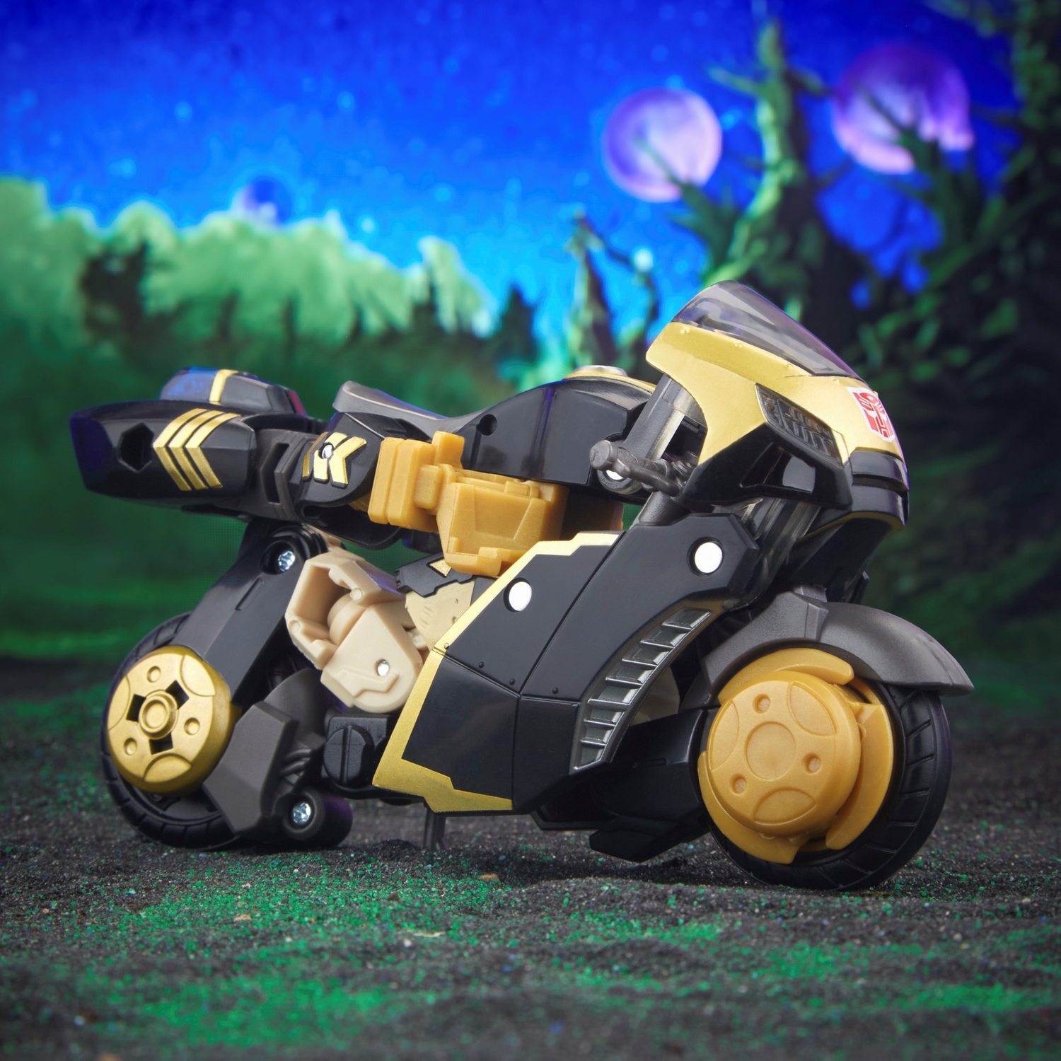 F7193_DIO_TRA_GEN_LEGACY_DLX_PROWL_0007_Online_2000SQ.jpg