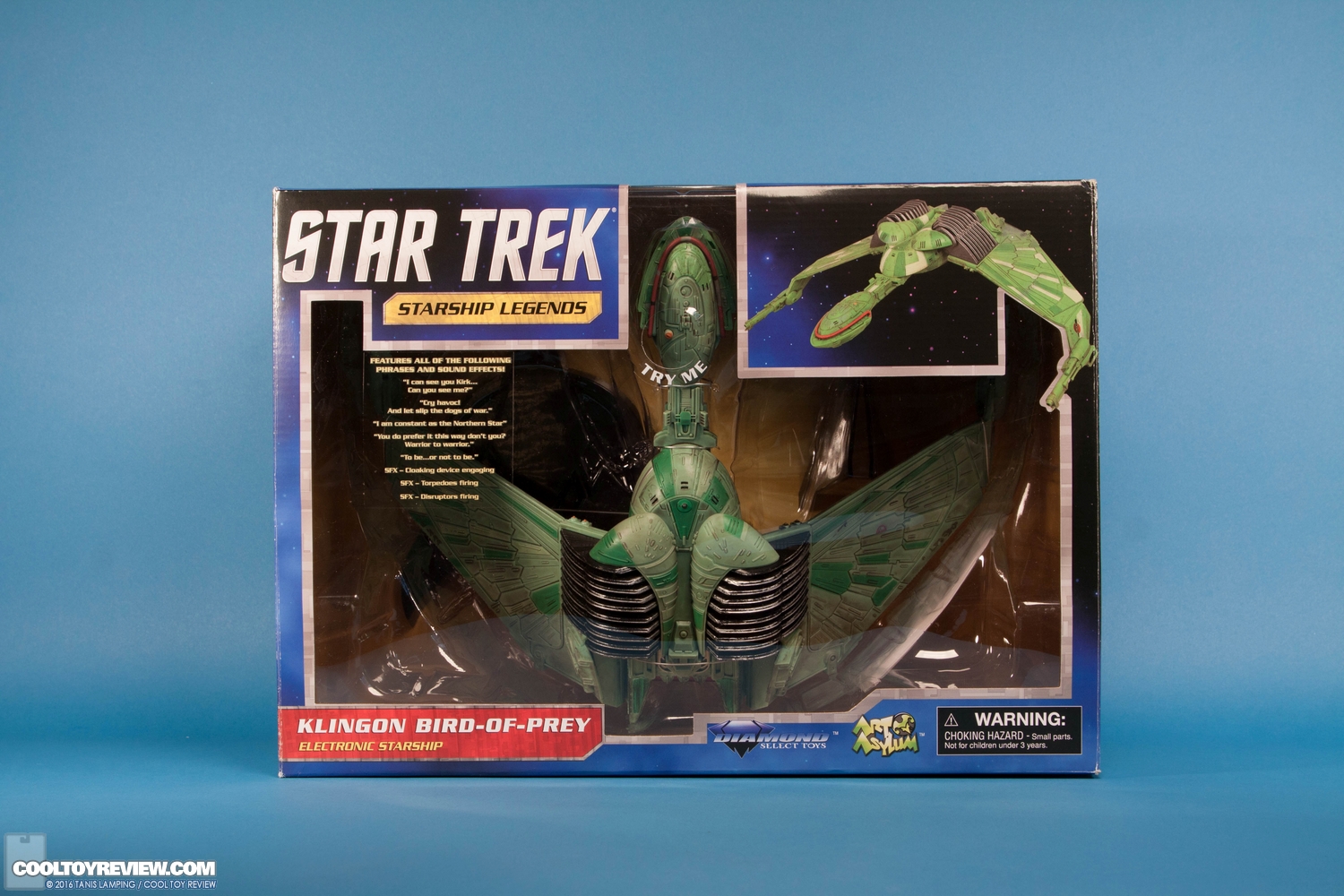 klingon-bird-of-prey-electronic-starship-diamond-select-toys-014.jpg