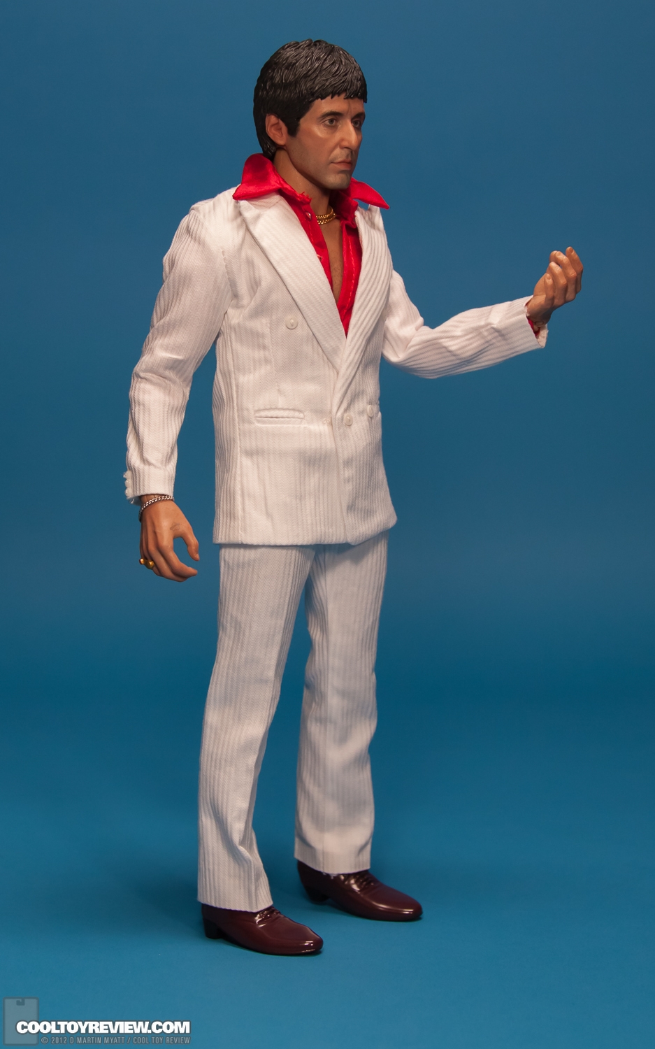 Scarface_Respect_Version_White_Enterbay-02.jpg
