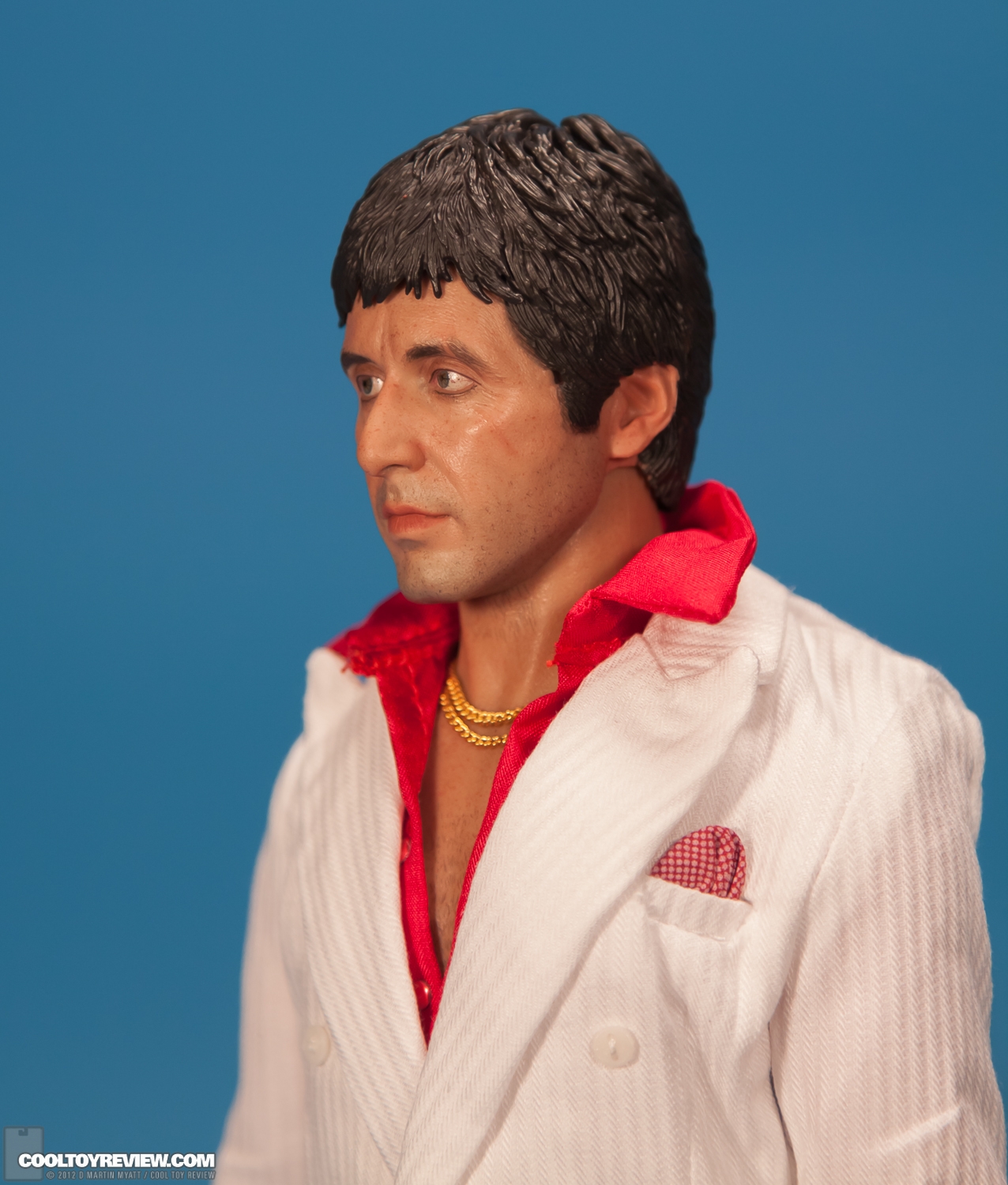 Scarface_Respect_Version_White_Enterbay-07.jpg