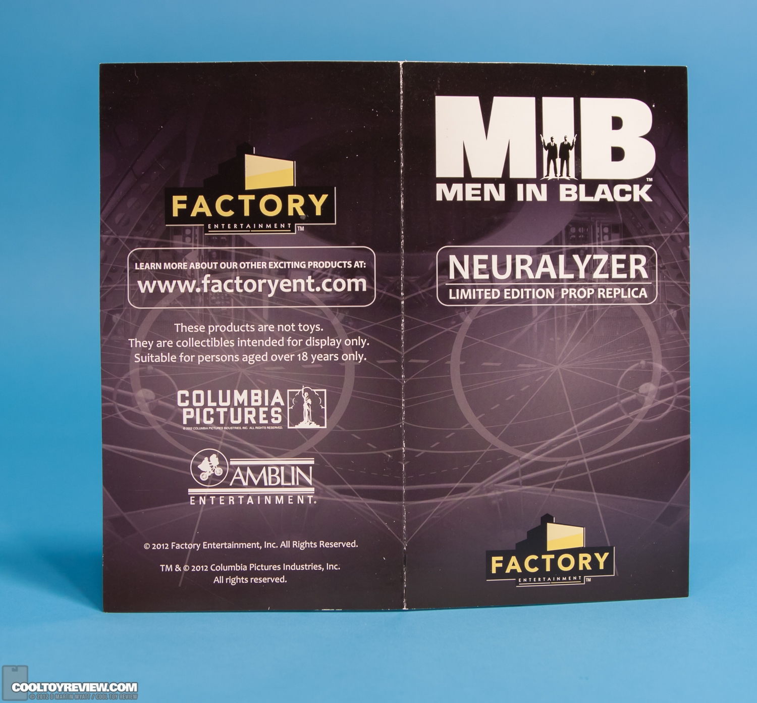 Men_In_Black_MIB_Neuralyzer_Prop_Replica_Factory_Entertainment-20.jpg