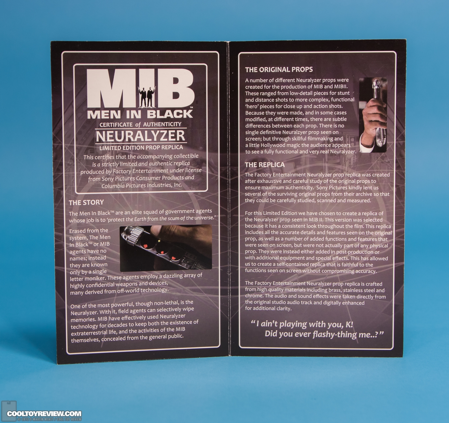 Men_In_Black_MIB_Neuralyzer_Prop_Replica_Factory_Entertainment-21.jpg