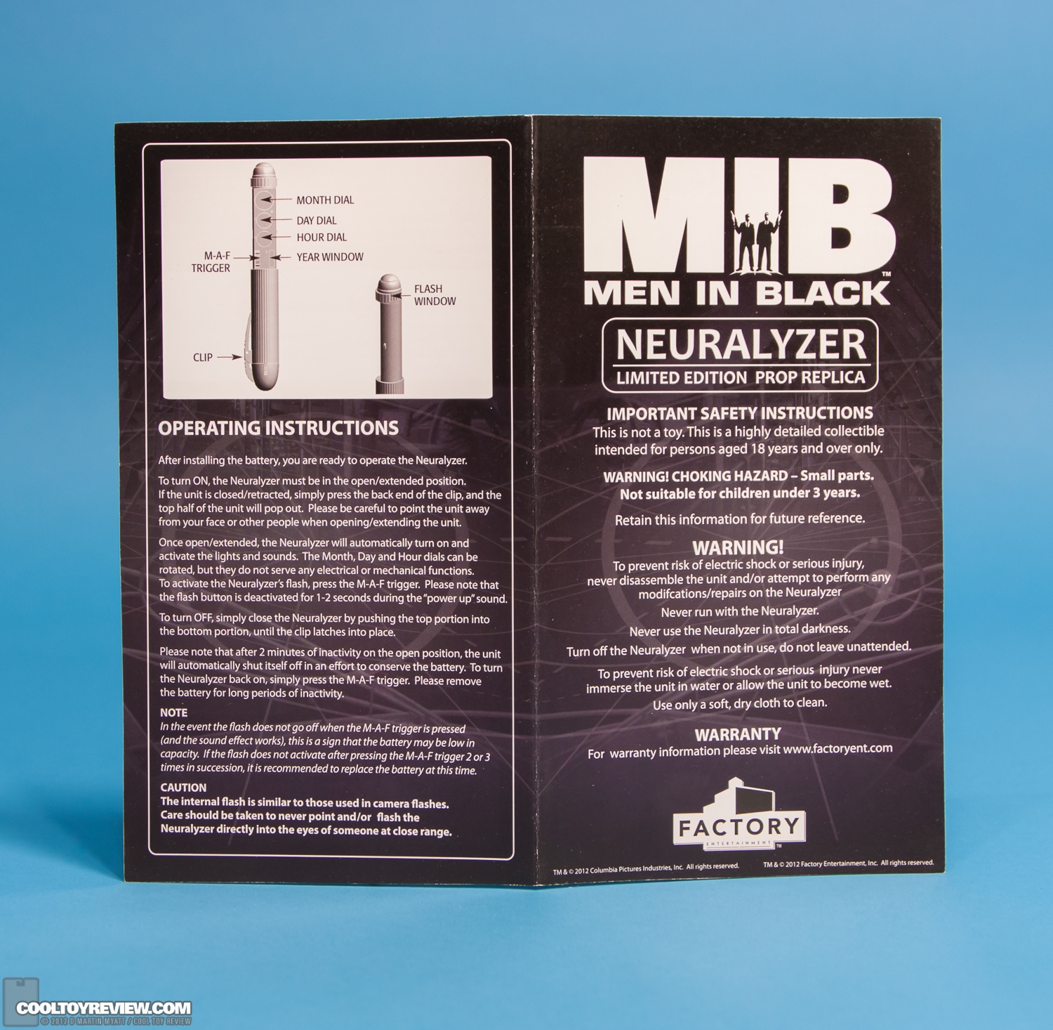 Men_In_Black_MIB_Neuralyzer_Prop_Replica_Factory_Entertainment-22.jpg