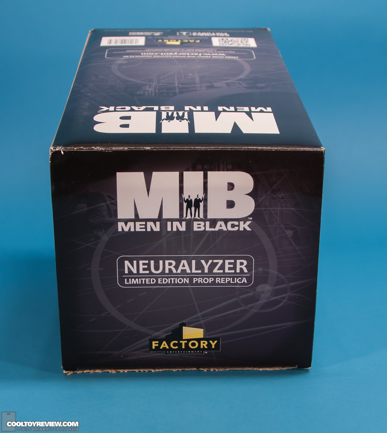 Men_In_Black_MIB_Neuralyzer_Prop_Replica_Factory_Entertainment-28.jpg