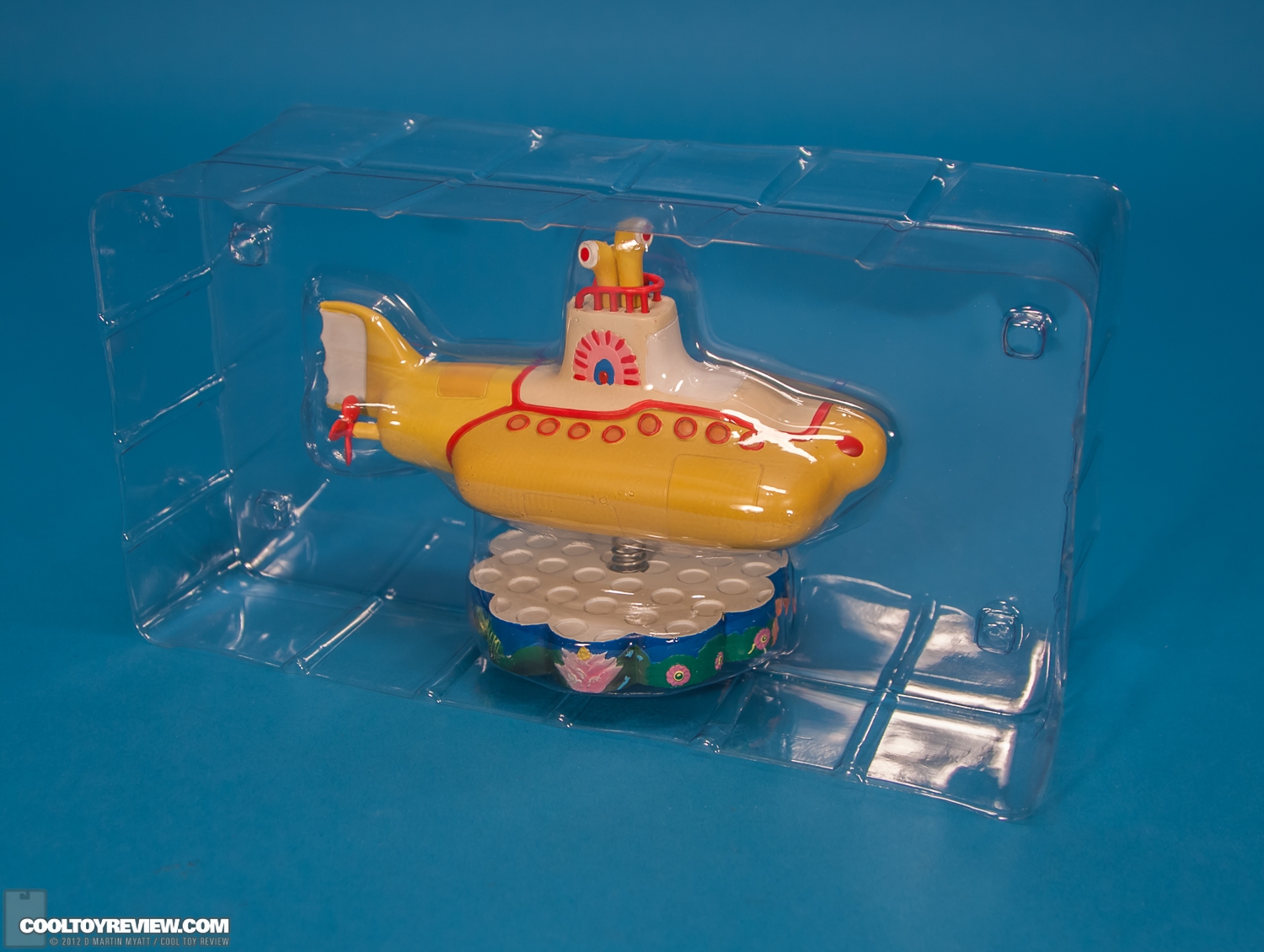 The_Beatles_Yellow_Submarine_Shakems_Factory_Entertainment-16.jpg