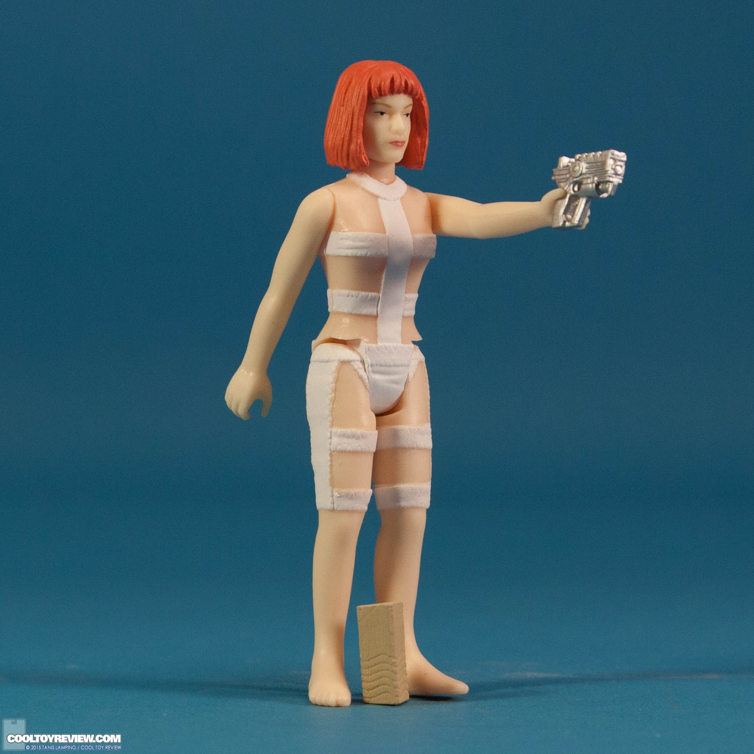 funko-reaction-figures-the-fifth-element-leeloo-straps-costume-011.jpg