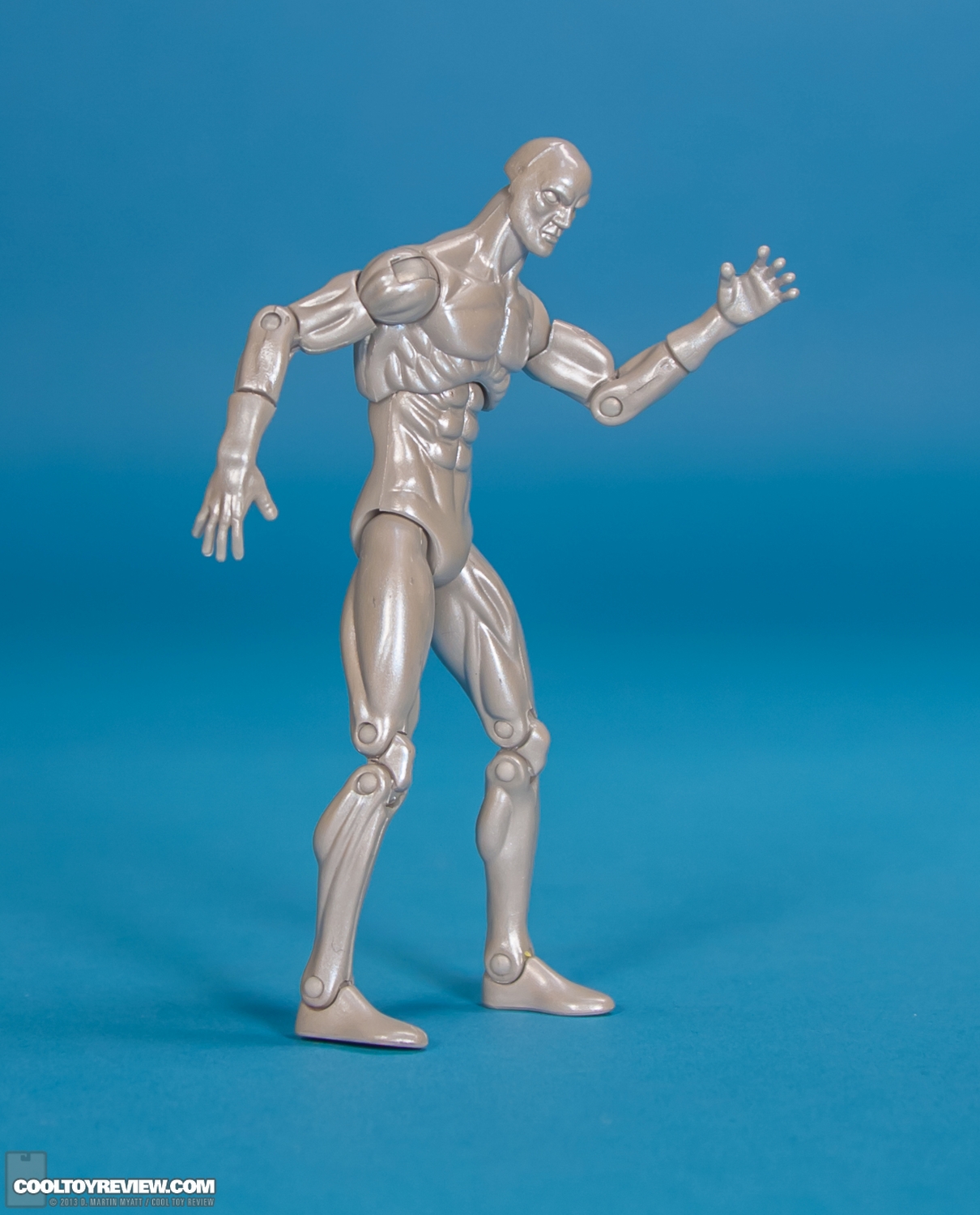 Series-5-01-Silver-Surfer-Marvel-Universe-Hasbro-2013-002.jpg