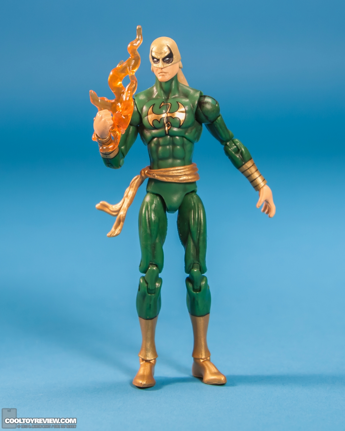 Series-5-02-Iron-Fist-Marvel-Universe-Hasbro-2013-005.jpg