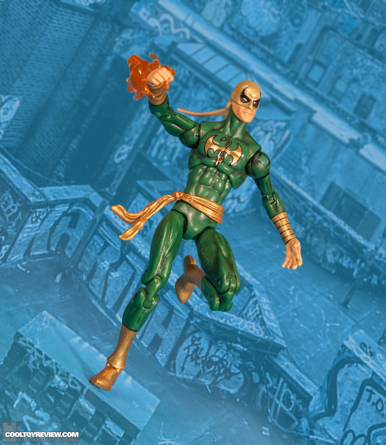 Series-5-02-Iron-Fist-Marvel-Universe-Hasbro-2013-007.jpg