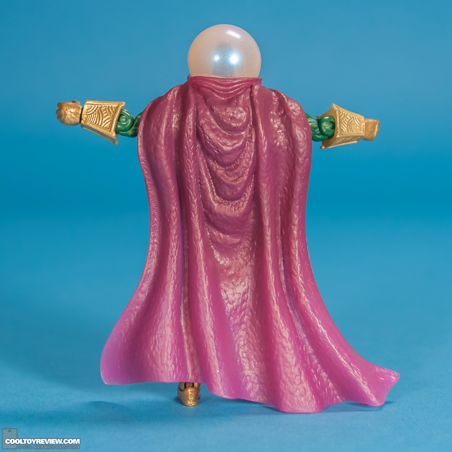 Series-5-05-Mysterio-Marvel-Universe-Hasbro-2013-004.jpg