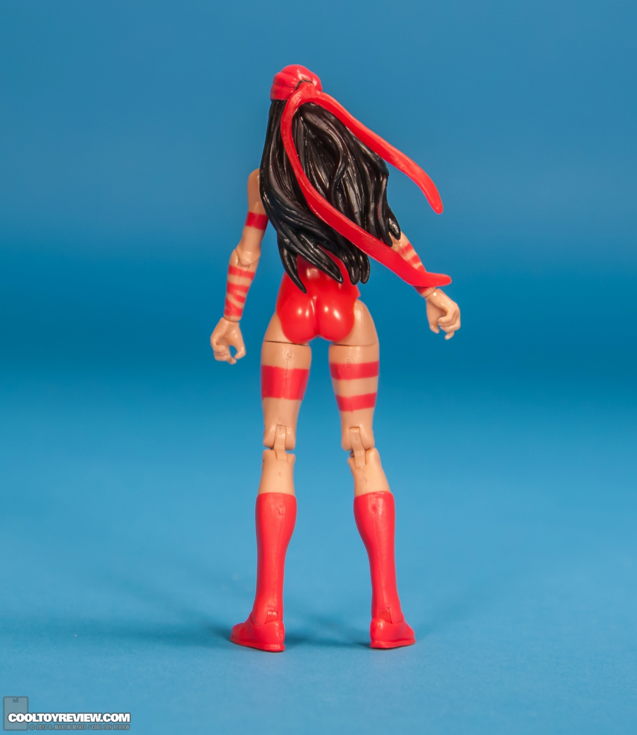 Series-5-06-Elektra-Marvel-Universe-Hasbro-2013-004.jpg