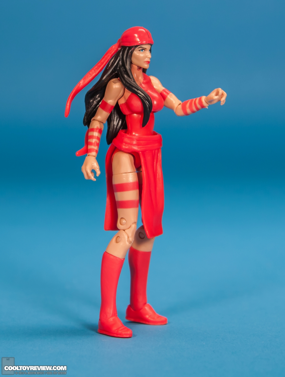 Series-5-06-Elektra-Marvel-Universe-Hasbro-2013-006.jpg