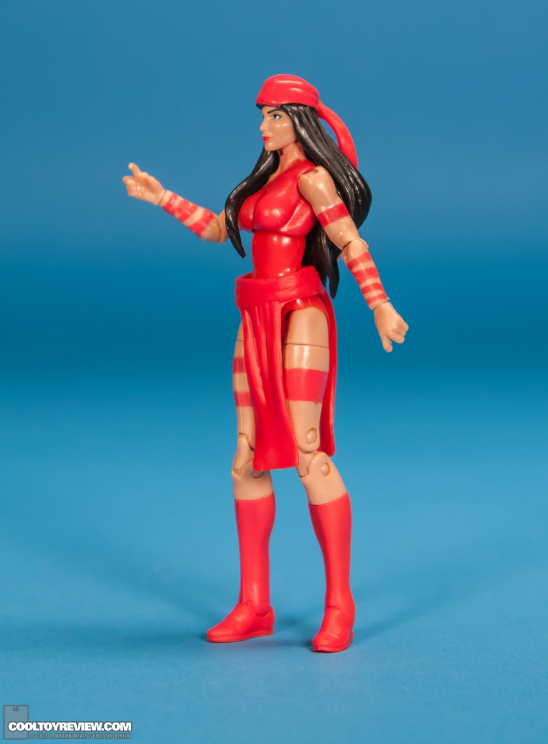 Series-5-06-Elektra-Marvel-Universe-Hasbro-2013-007.jpg