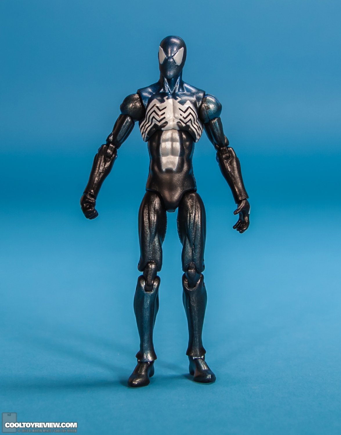 Series-5-07-Black-Costume-Spider-Man-Marvel-Universe-Hasbro-2013-001.jpg