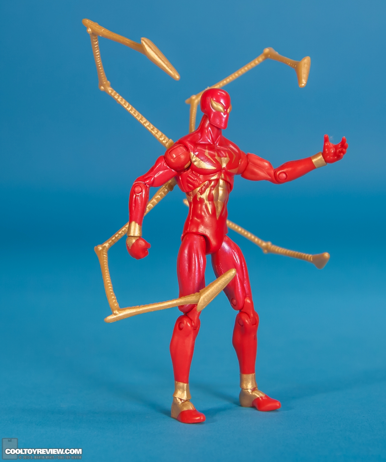 Series-5-08-Iron-Spider-Marvel-Universe-Hasbro-2013-002.jpg